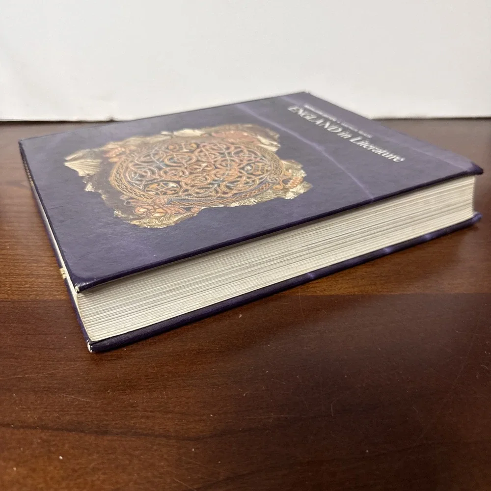 England in Literature w/ Macbeth -Medallion Edition -America Reads 1979 HC